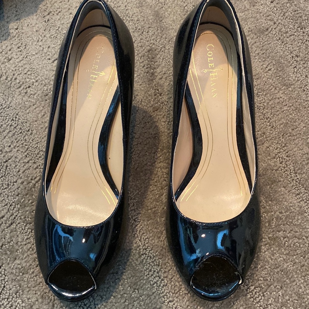 Cole Haan Chelsea Black Patent Leather Peep-Toe Platform Nike Air Pumps